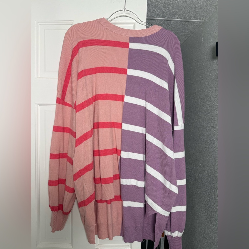 Women’s baggy sweater